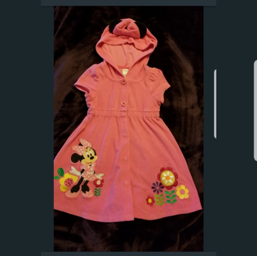 Disney Minnie mouse cover up size 4